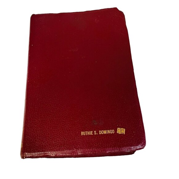 Vintage Burgundy Leather Bound Personalized BiBle With Gold Lettering Name of Pr - Picture 1 of 3
